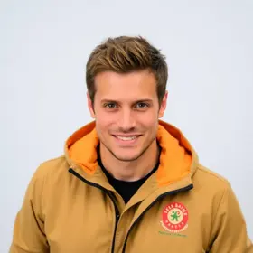 Filho de Luciano Huck descarta carreira na TV e escolhe curso de alto valor
